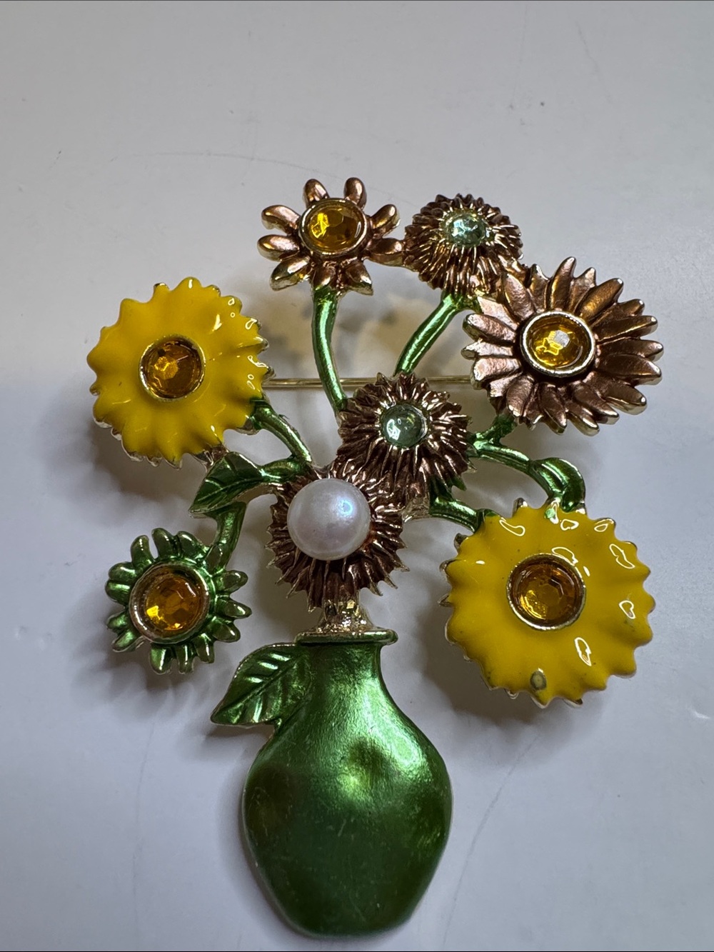 Floral Sunflower Vase Brooch Pin in Yellow and Green
